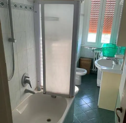 Small Panoramic Flat In Milan- One Bedroom Only * ميلان