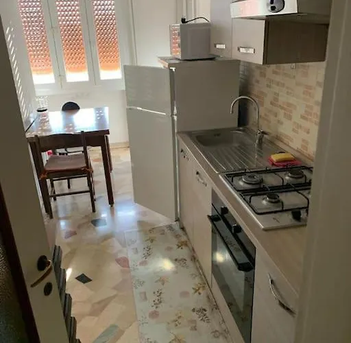 Small Panoramic Flat In Milan- One Bedroom Only * Milán
